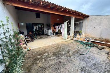 Casa &agrave; venda - 100m&sup2; - Jardim Heloisa