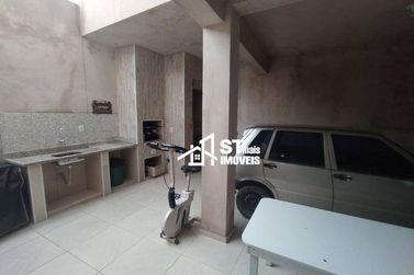 Casa &agrave; venda - 250m&sup2; - Centro