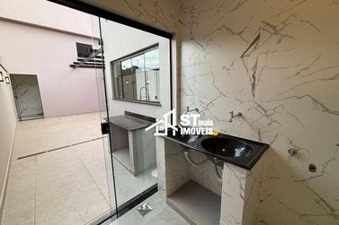 Casa &agrave; venda - 146m&sup2; - Jardim Rio Verde