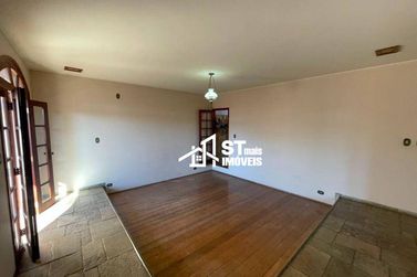 Casa para alugar - 173m&sup2; - Centro