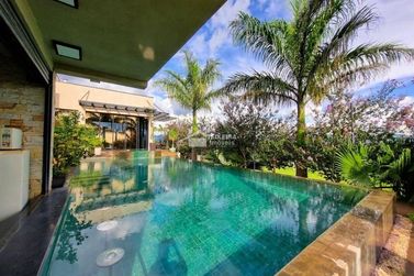 Casa &agrave; venda - 450m&sup2; - Condom&iacute;nio Recanto Verde