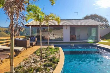 Ch&aacute;cara &agrave; venda - 302m&sup2; - Palestrina