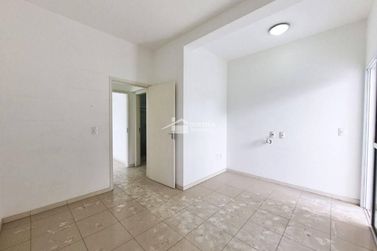 Apartamento &agrave; venda - 110m&sup2; - Centro