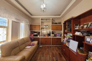 Casa &agrave; venda - 281m&sup2; - Jardim Bela Vista