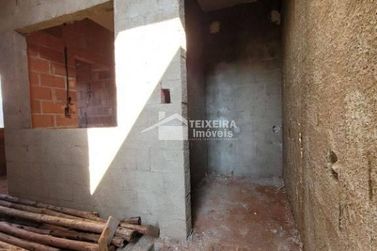 Casa &agrave; venda - 250m&sup2; - Jardim Lima