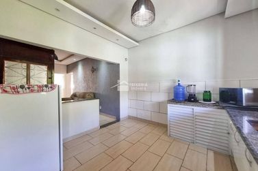 Ch&aacute;cara &agrave; venda - 70m&sup2; - Zona Rural