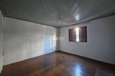 Casa &agrave; venda - 81m&sup2; - Centro