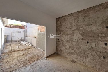 Casa &agrave; venda - 70m&sup2; - Jardim Heloisa