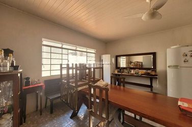 Casa &agrave; venda - 150m&sup2; - Centro