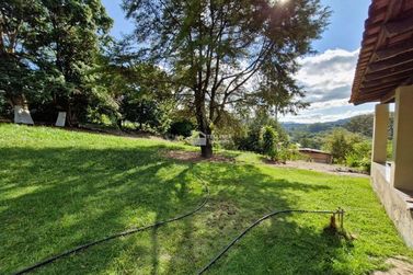 Ch&aacute;cara &agrave; venda - 10000m&sup2; - Zona Rural