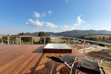 Casa &agrave; venda - 300m&sup2; - Condom&iacute;nio Mantiqueira