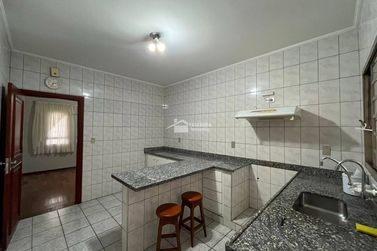 Casa para alugar - 130m&sup2; - Jardim Am&eacute;rica