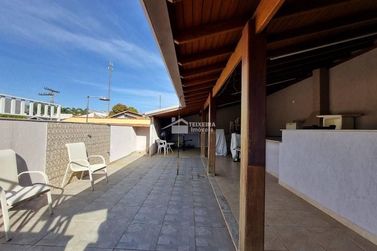 Casa &agrave; venda - 265m&sup2; - Portal do Sol