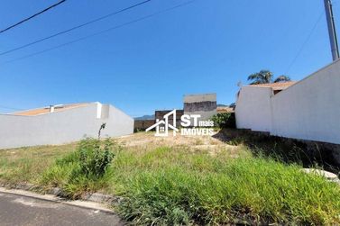 Terreno &agrave; venda - 200m&sup2; - Morada dos P&aacute;ssaros