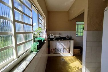 Sobrado &agrave; venda - 134m&sup2; - Centro