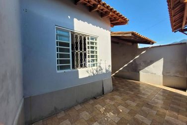 Casa &agrave; venda - 80m&sup2; - Pirapitinga