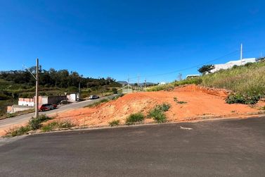 Terreno &agrave; venda - 200m&sup2; - Veredas da Serra