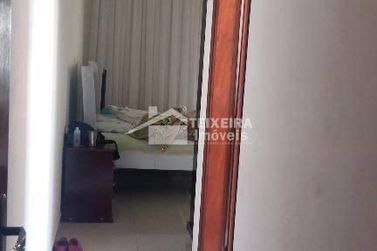 Casa &agrave; venda - 400m&sup2; - Jardim Ip&ecirc;
