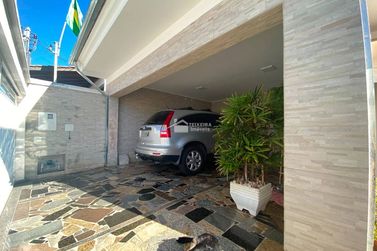 Casa &agrave; venda - 192m&sup2; - Jardim Panorama