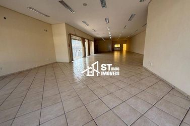 Sal&atilde;o Comercial para alugar - 300m&sup2; - Centro