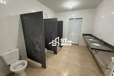 Sal&atilde;o Comercial para alugar - 900m&sup2; - Trad Park