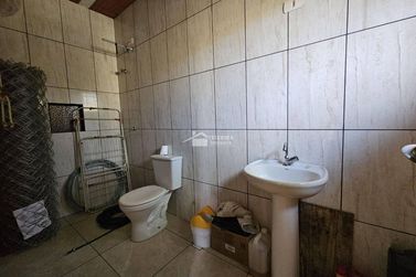 Ch&aacute;cara &agrave; venda - 90m&sup2; - Zona Rural