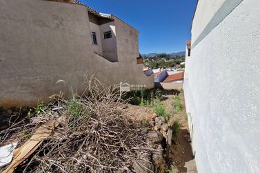 Terreno &agrave; venda - 150m&sup2; - Jardim Nova Andradas
