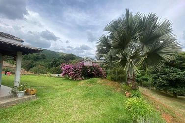 Ch&aacute;cara &agrave; venda - 11500m&sup2; - Zona Rural