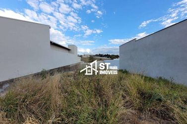 Terreno &agrave; venda - 250m&sup2; - Morada dos P&aacute;ssaros