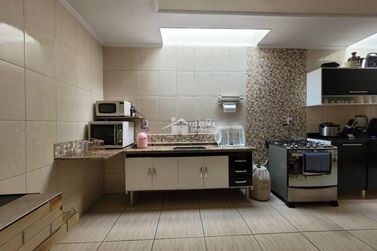 Casa &agrave; venda - 340m&sup2; - Centro