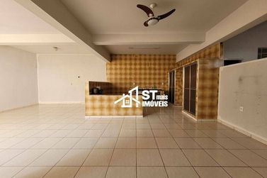 Casa &agrave; venda - 499m&sup2; - Centro