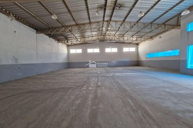 Sal&atilde;o Comercial para alugar - 770m&sup2; - Jardim Mirante