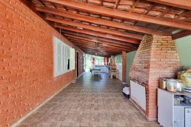 Ch&aacute;cara &agrave; venda - 70m&sup2; - Zona Rural