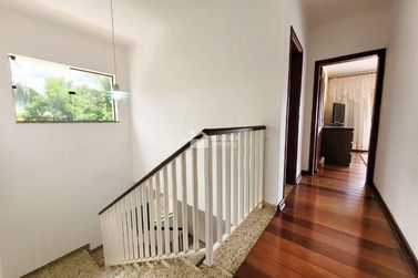 Casa &agrave; venda - 304m&sup2; - Mantiqueira Boulevard