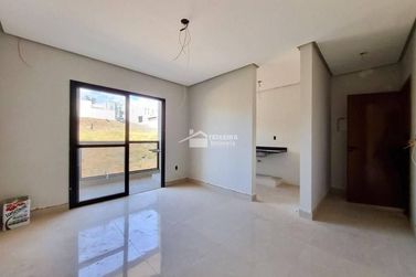 Apartamento &agrave; venda - 64m&sup2; - Jardim Portal da Mantiqueira