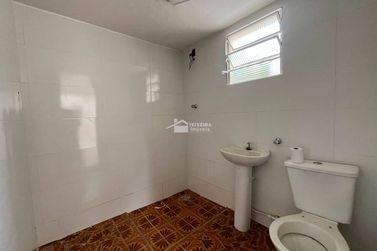 Casa para alugar - 140m&sup2; - Centro