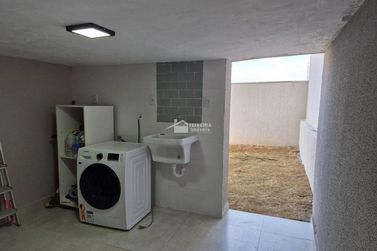 Casa &agrave; venda - 150m&sup2; - Santo Ant&ocirc;nio de Lisboa