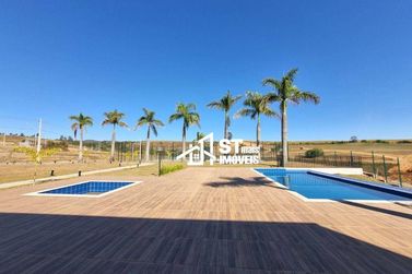 Terreno &agrave; venda - 1000m&sup2; - Quinta das Flores