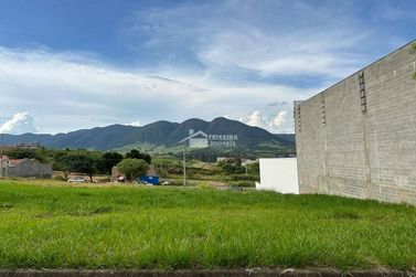 Terreno &agrave; venda - 300m&sup2; - Jardim Am&eacute;lia