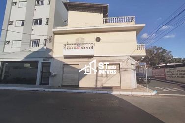 Sobrado &agrave; venda - 235m&sup2; - Centro