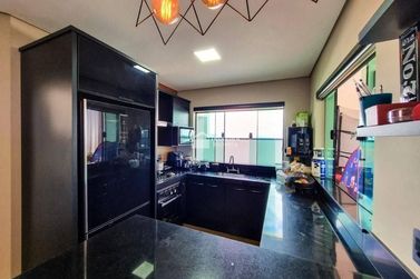 Casa &agrave; venda - 220m&sup2; - Jardim Alto da Bela Vista