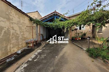Casa &agrave; venda - 203m&sup2; - Centro