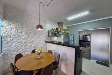 Casa &agrave; venda - 188m&sup2; - Jardim Brasil
