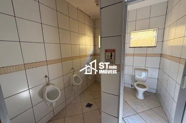 Sal&atilde;o Comercial para alugar - 300m&sup2; - Centro
