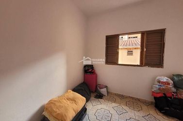 Casa &agrave; venda - 247m&sup2; - Jardim Muterle