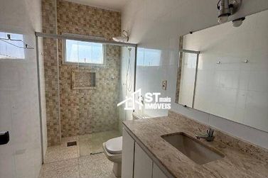 Apartamento para alugar - 192m&sup2; - Centro