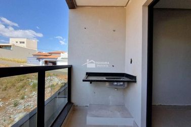 Apartamento &agrave; venda - 64m&sup2; - Jardim Portal da Mantiqueira