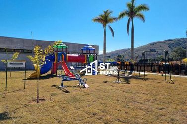 Terreno &agrave; venda - 1000m&sup2; - Quinta das Flores