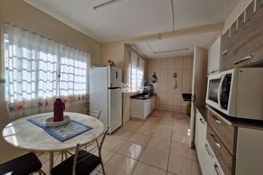 Casa &agrave; venda - 170m&sup2; - Leandro Previato