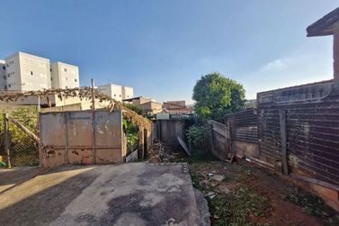 Casa &agrave; venda - 76m&sup2; - Vila Santa Rita
